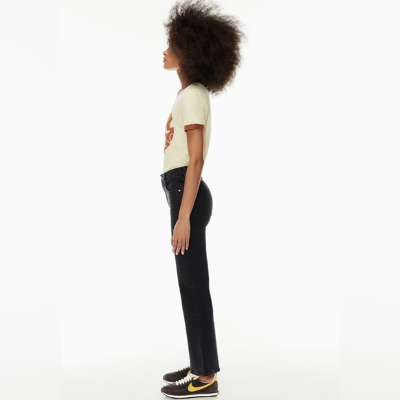 Aritzia Denim Forum|Twiggy high rise flare black jeans,closet staple•••size 26 - Picture 4 of 16